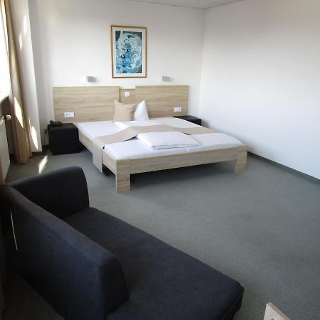 Businesshotel & Appartements Stuttgart-Vaihingen Exterior foto