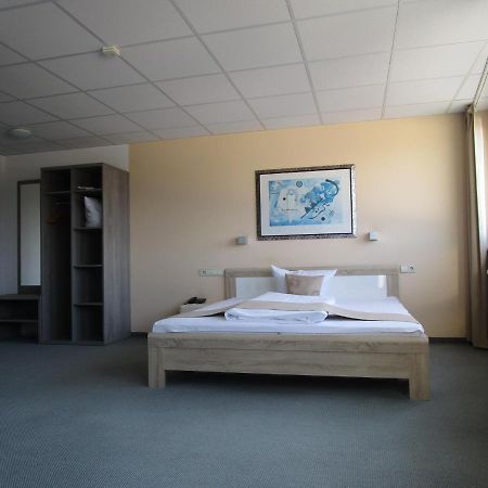 Businesshotel & Appartements Stuttgart-Vaihingen Exterior foto